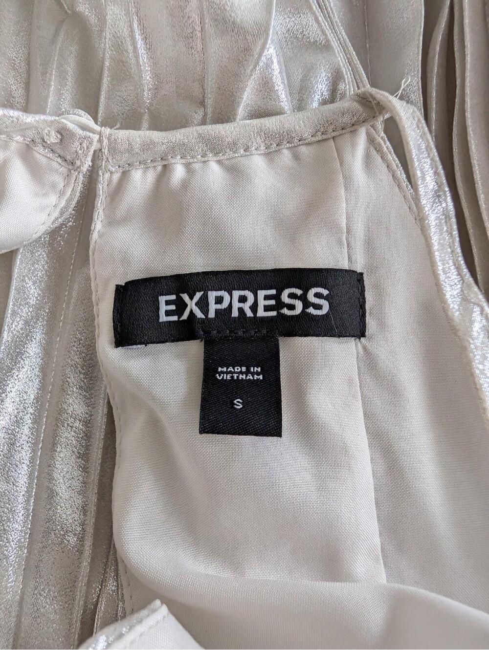 Express Silver Shimmer Halter Pleated Maxi Dress Size Small NWT Metallic - Picture 4 of 5